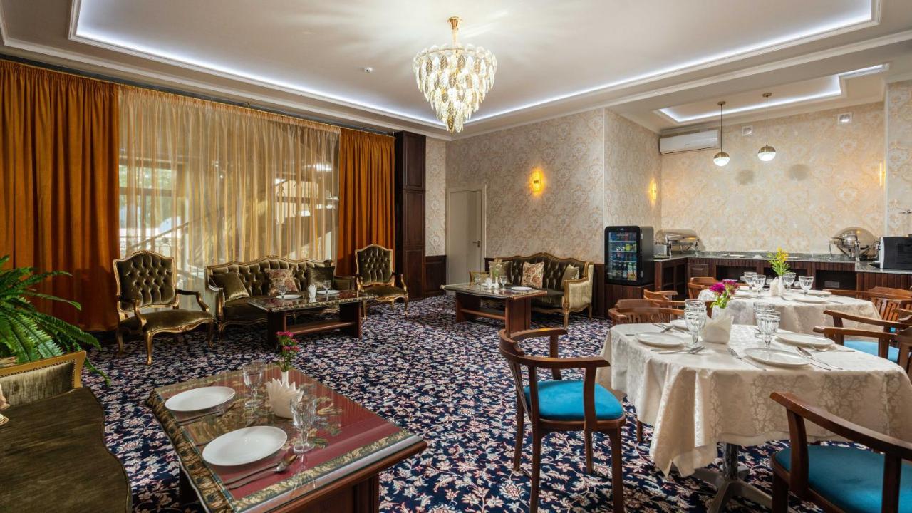 Aqua Hotel Tașkent Exterior foto
